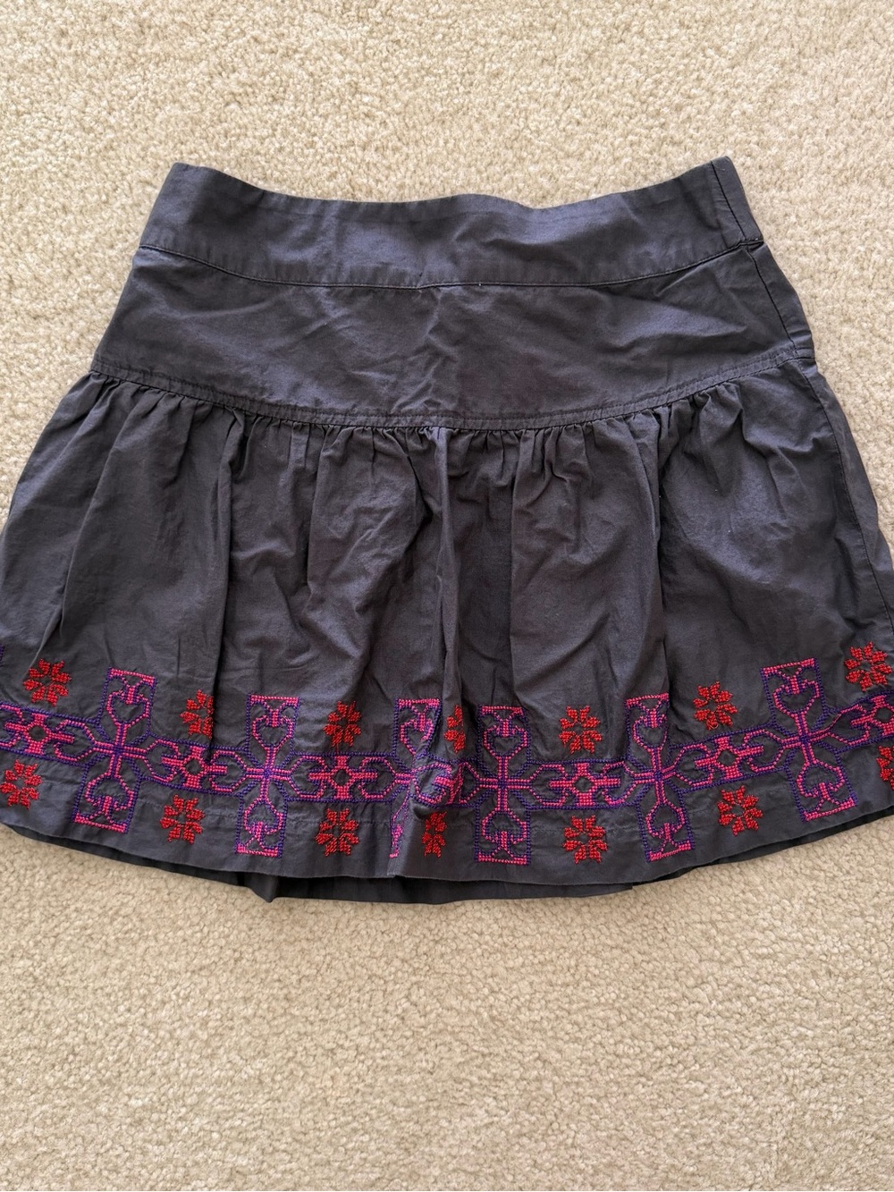 American Eagle 100% Cotton Embroidered Charcoal Gray Mini Skirt - Size S